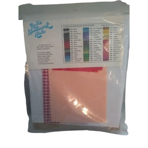 Hazel's Needlework Kaboodles Mrs Santa Applique Embroidery Pillow Kit Vintage - Picture 4 of 4